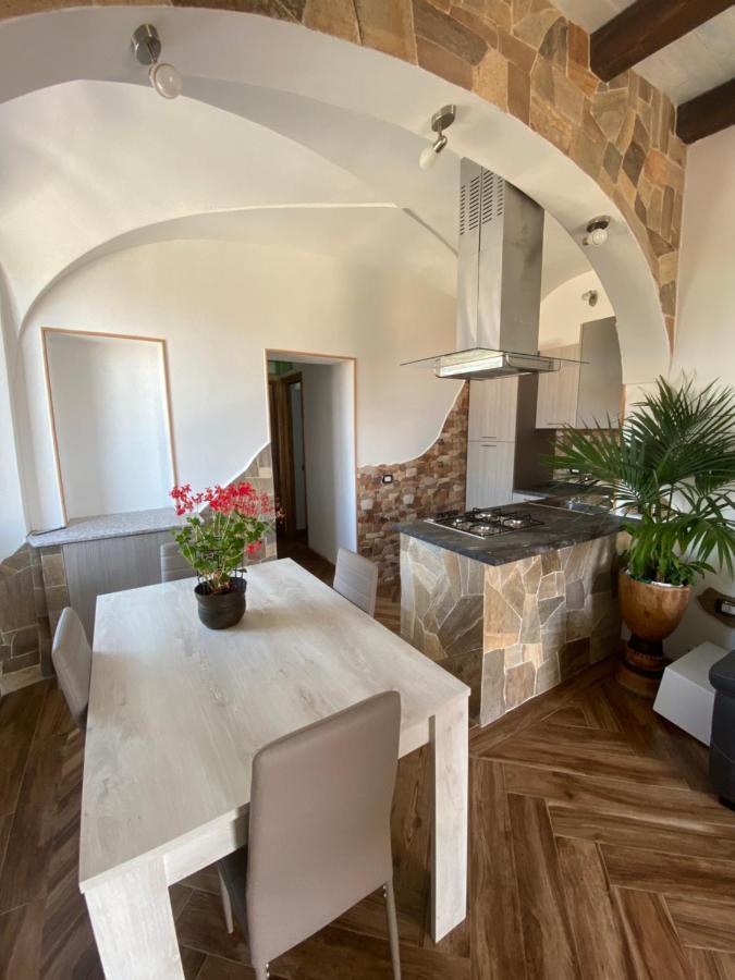 Апартаменты Casa Balilla Ла-Маддалена Экстерьер фото